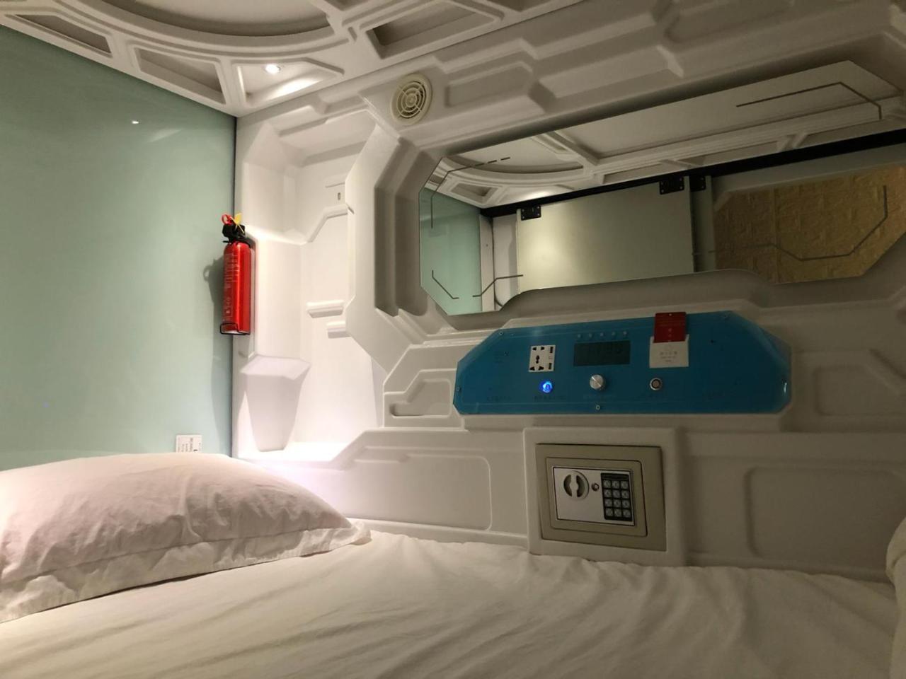 Oh My Pods Hostel Szingapúr Kültér fotó