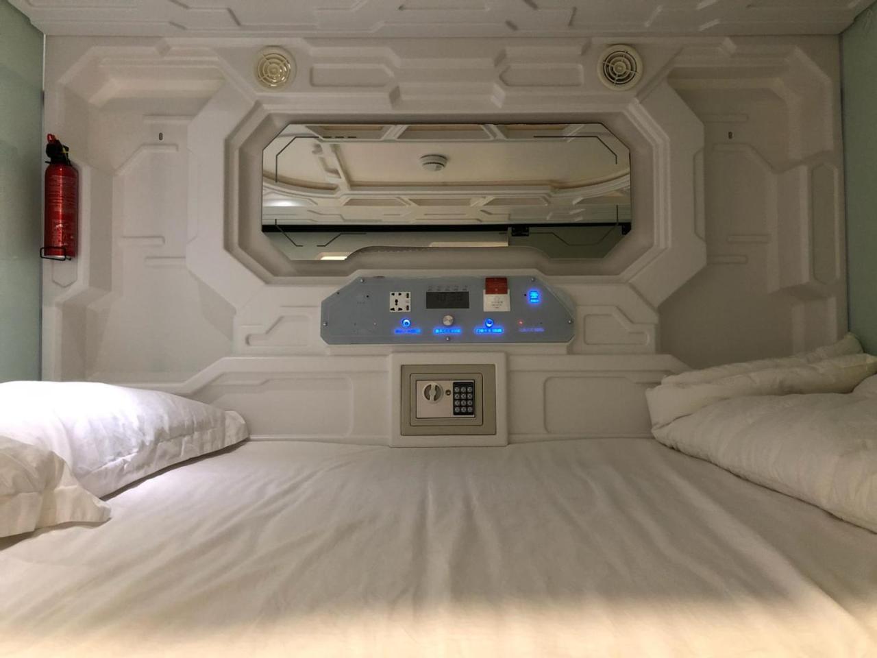 Oh My Pods Hostel Szingapúr Kültér fotó